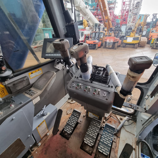 USED HITACHI SUMITOMO CRAWLER CRANE SCX900HD (CCCR-468)